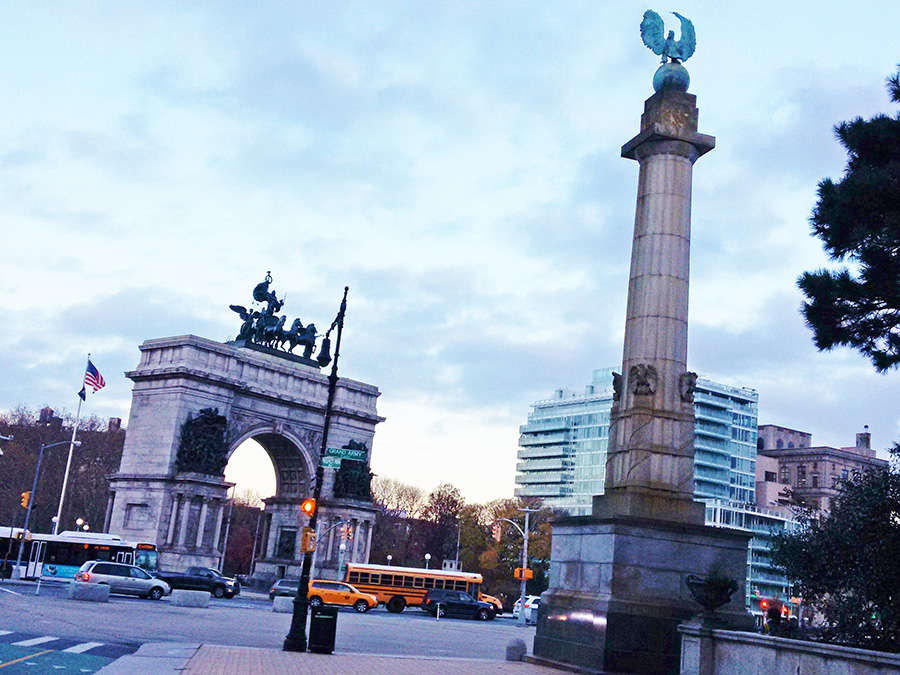 Grand Army Plaza vista desde la entrada principal de Prospect Park - Foto de Andrea Hoare Madrid