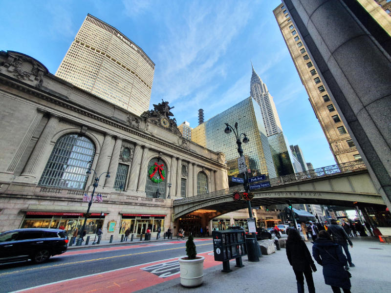 Grand Central Terminal, atrás el Metlife Building y a la derecha el Chrysler Building, entre los edificios más representativos de Midtown Manhattan - Foto de Andrea Hoare Madrid