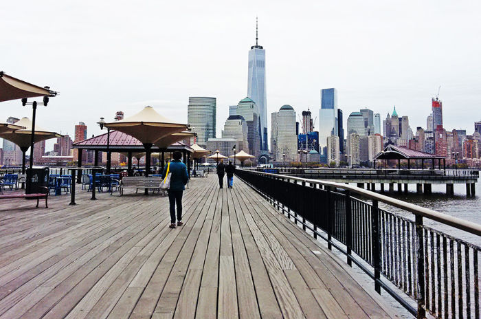 Paseo marítimo del J Owen Grundy Park en New Jersey, uno de los mejores miradores de Nueva York en New Jersey - Foto de AHM